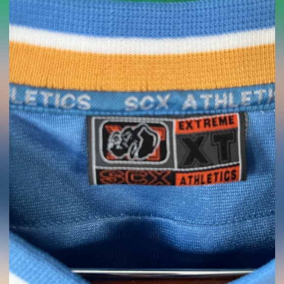 Football jersey, adult size large, light blue with yellow and white trim - Picture 8 of 8